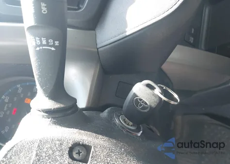 2017 Toyota Rav4 Le z USA, uszkodzony, nr VIN 2T3ZFREV8HW317952